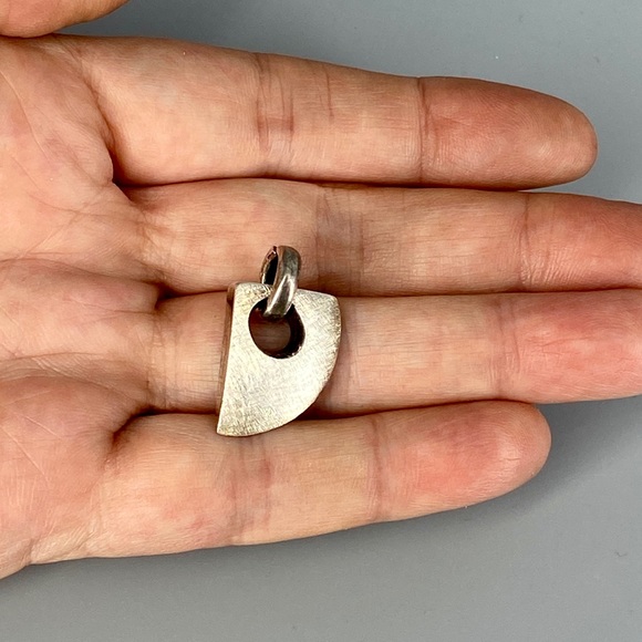 Vintage Modernist Sterling Silver OOAK Abstract Pendant - Picture 3 of 14